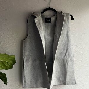 Theory Clairene Cashnere and wool Luxe New Divide Vest